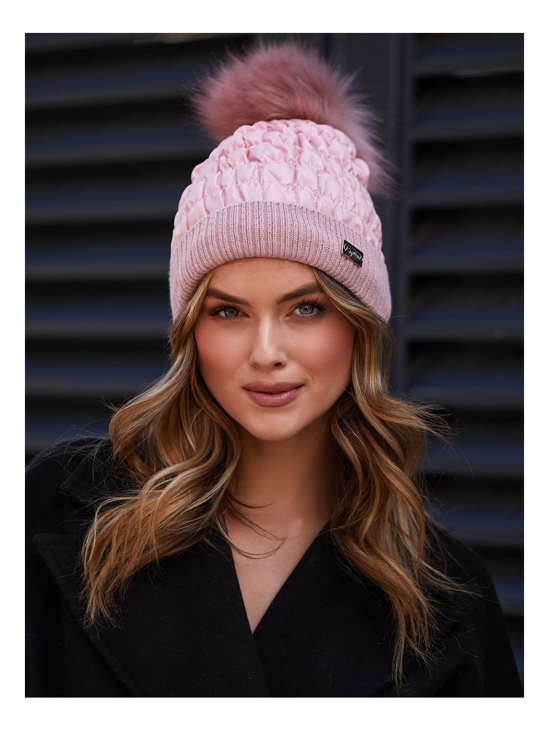 Wintermütze aus Baumwolle mit Bommel, rosa C31 - Online-Shop - Boutique